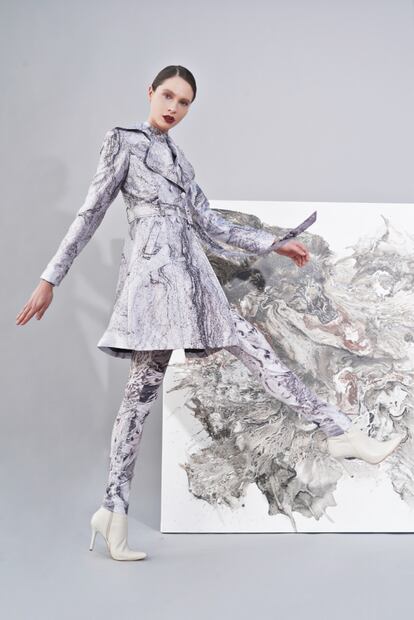 Benito Santos convierte obras de arte en lujosas prendas