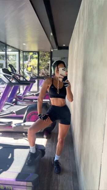 Desde el gimnasio, Manelyk González encandiló la red con su look deportivo