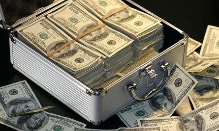 ¿Cuál es la mejor manera de ahorrar en dólares en México?