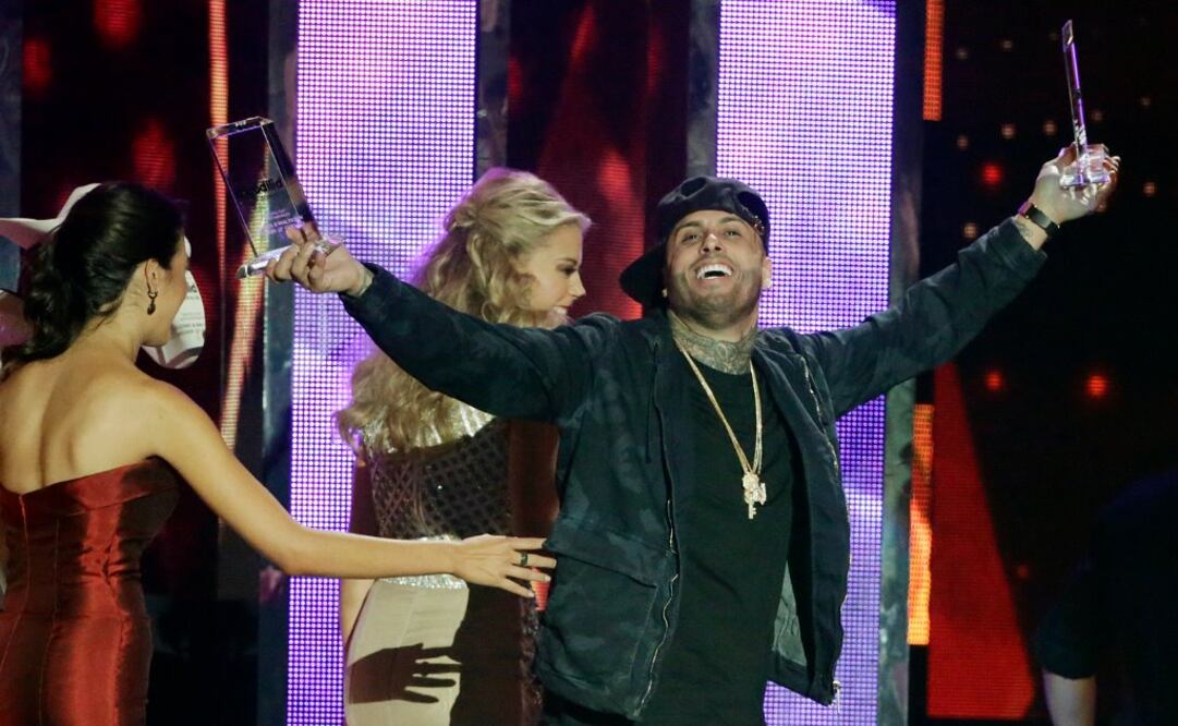 Nicky Jam obtuvo siete premios Foto:AP
