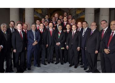 La foto "maldita" con Peña Nieto: los gobernadores presos, acusados, señalados