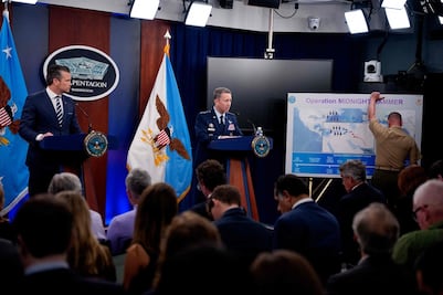 Ataques a instalaciones nucleares de Irán provocan daños severos; "no buscamos cambio de régimen", afirma Pete Hegseth