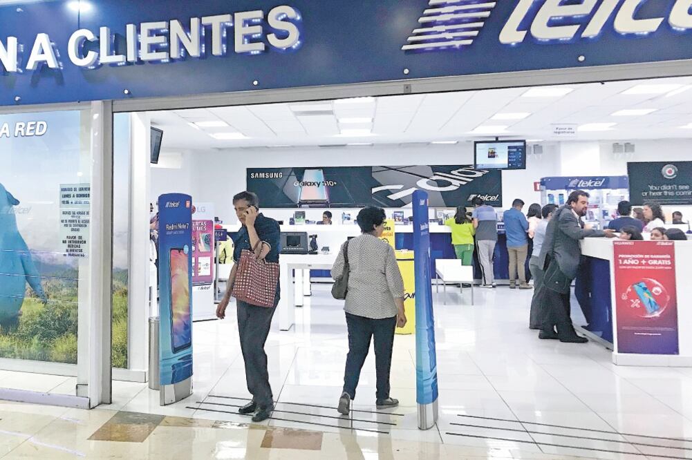 Divulgación. Las empresas de telefonía deben realizar campañas de difusión para informar sobre la nueva marcación. Foto: DIEGO SIMÓN. EL UNIVERSAL