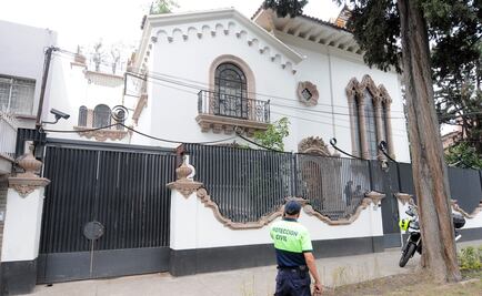 En Día de la Santa Cruz, albañiles caen de andamio en colonia Anzures