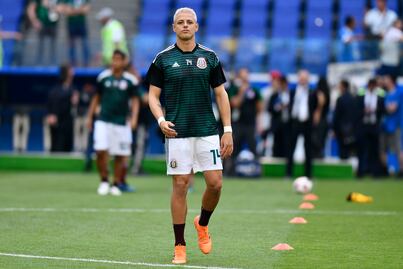 Chicharito piensa en no ir al Tricolor