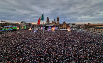 Grupo Firme reúne a más de 150 mil personas en el Zócalo; Sheinbaum pide seguir concierto en redes sociales