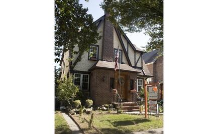 Subastarán casa en la que creció Donald Trump 