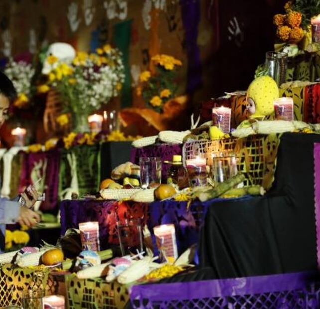 Platillos típicos en las ofrendas de Día de Muertos