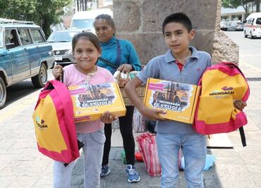 Scholarship to boy who studies while selling candies