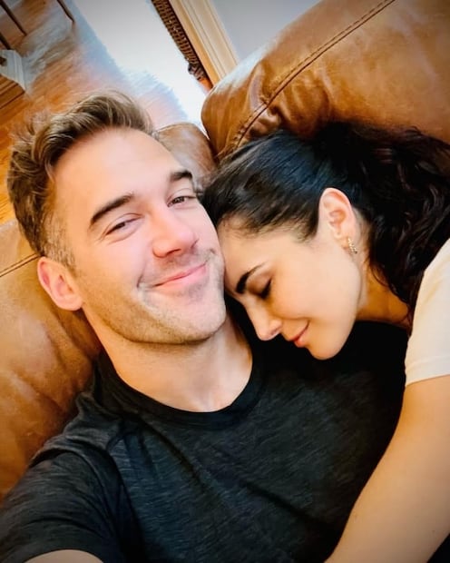 Martha Higareda enloquece a su novio con esta foto en bikini 