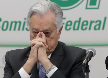 Panistas denuncian a Bartlett ante la Función Pública por renegociar contratos de transporte de gas natural
