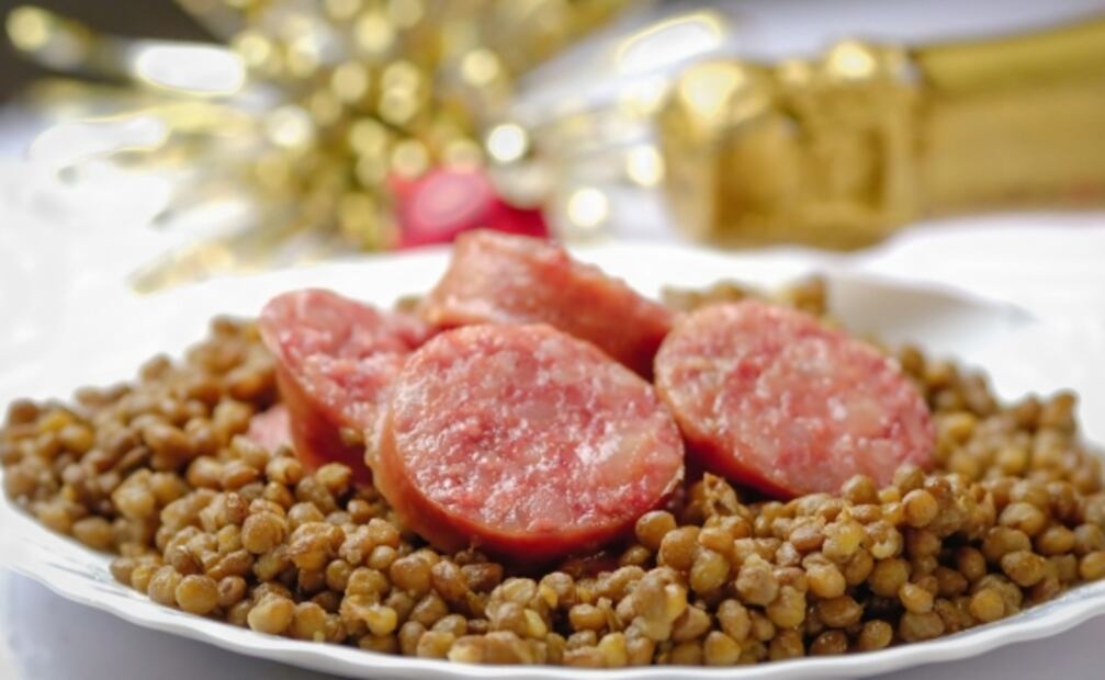 5 tradiciones de Año Nuevo alrededor del mundo para atraer la buena fortuna