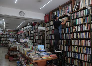 Librerías, sin clientes en su primer día en la nueva normalidad