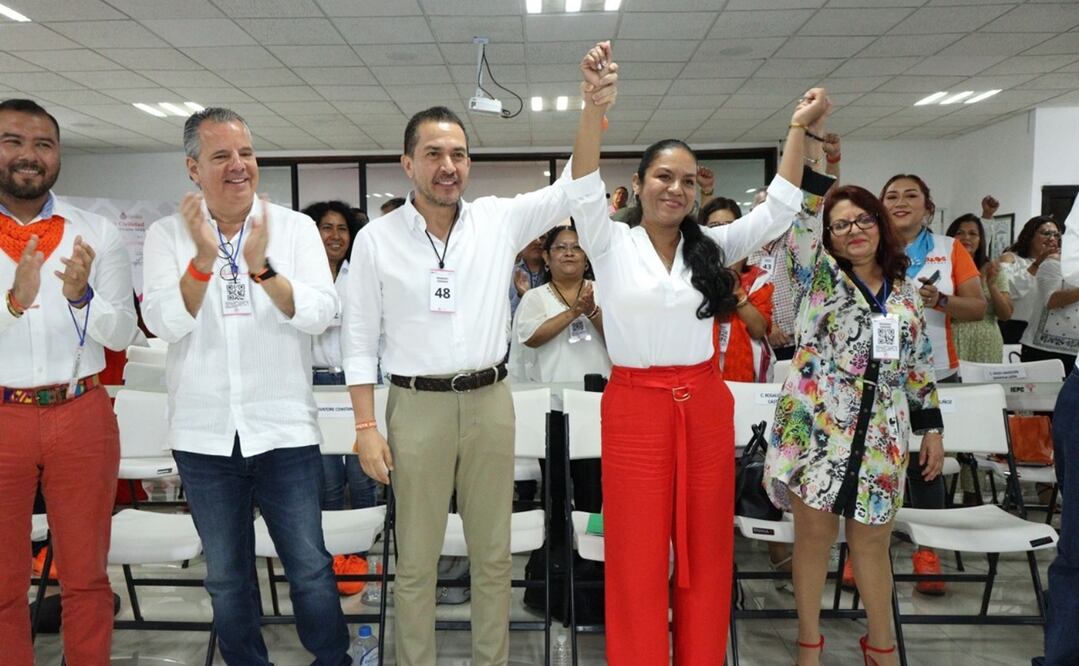 Karla Irasema Muñoz Balanzár se registró como candidata de MC a la gubernatura de Chiapas. Foto: Especial