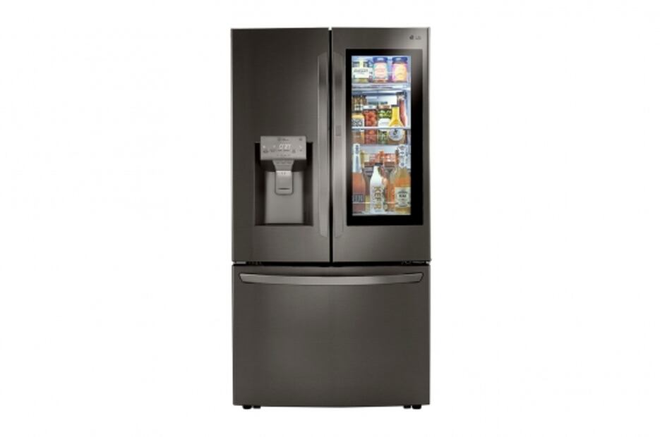 Conserva el sabor del momento con este refrigerador inteligente de LG que genera hielos esféricos