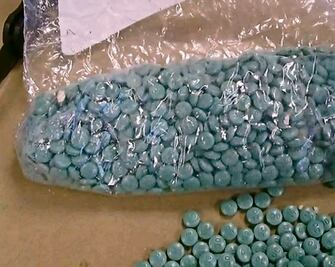 "Los Chapitos" presuntamente se desligan de producción de fentanilo con mantas colocadas en Sinaloa