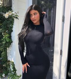 Kylie Jenner revela foto de su embarazo