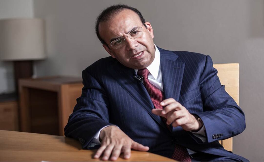 "Detrás de la explotación laboral hay un rostro de niño. Meterlos a trabajar no eleva ni cambia las condiciones de una familia" Alfonso Navarrete Prida, titular de la Secretaría del Trabajo