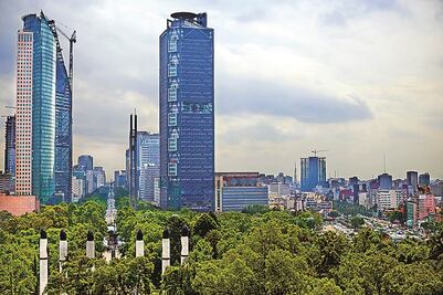 U.S. companies pick Mexico’s reality over Trump’s