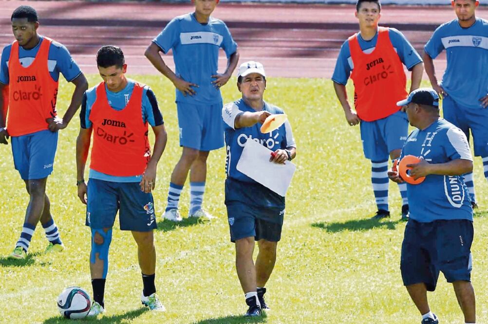 El estratega de Honduras es muy suspicaz con quien pitará el martes (IMAGO7)