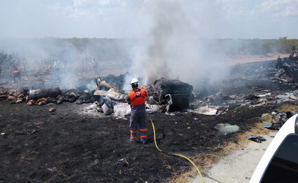 Mueren conductores por choque frontal entre dos tráileres en Nuevo León