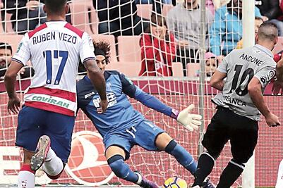 Ochoa rescata al Granada