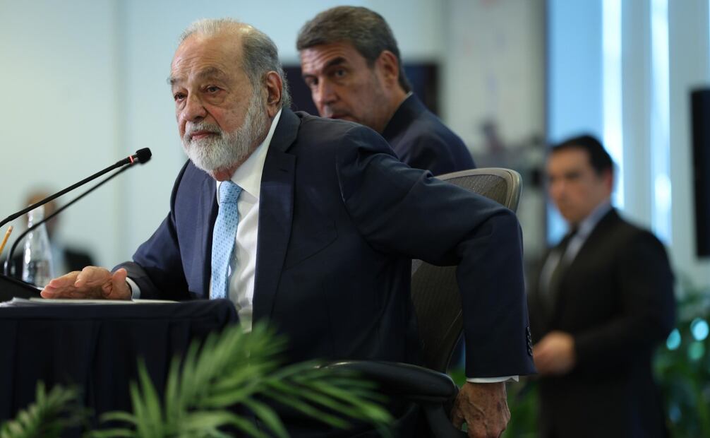 Conferencia de prensa del empresario Carlos Slim Helú, presidente vitalicio de Grupo Carso, en las instalaciones de grupo Inbursa. Foto: Diego Simón Sánchez EL UNIVERSAL