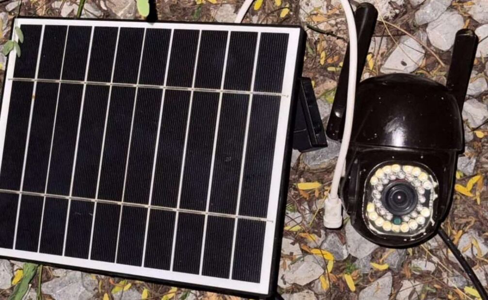 Decomisaron nueve paneles solares empleados para mantener activo el sistema (21/10/2025). Foto: Especial