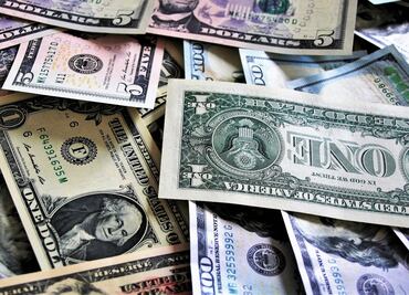 Dólar amanece en 20.64 pesos en bancos de la CDMX