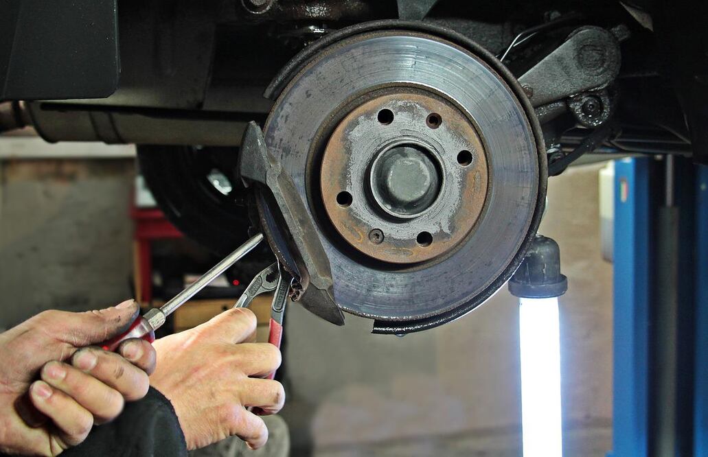 Los frenos de tu auto se desgastan con el tiempo y por el uso inadecuado. Foto Pixabay