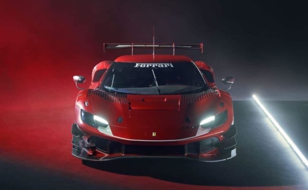Ferrari 296 GT3, de la calle al circuito y con 600 caballos de fuerza