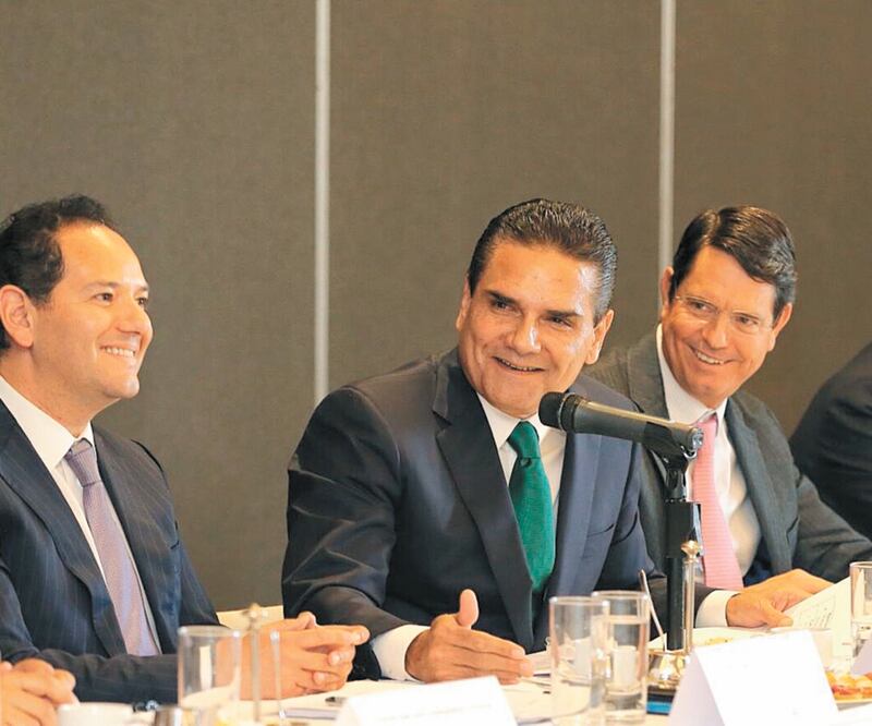 Ayer se instaló el Consejo Técnico de la Plataforma Logística México-Asia Pacífico, en la que participaron empresarios y autoridades gubernamentales. 