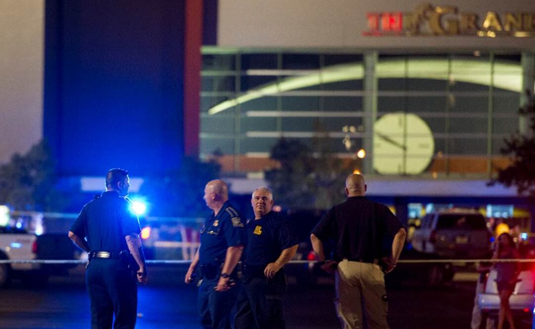 Los disparos se realizaron con una pistola, que fue disparada en varias ocasiones hasta que la Policía llegó al lugar y el autor del tiroteo se disparó a sí mismo   Foto: AP