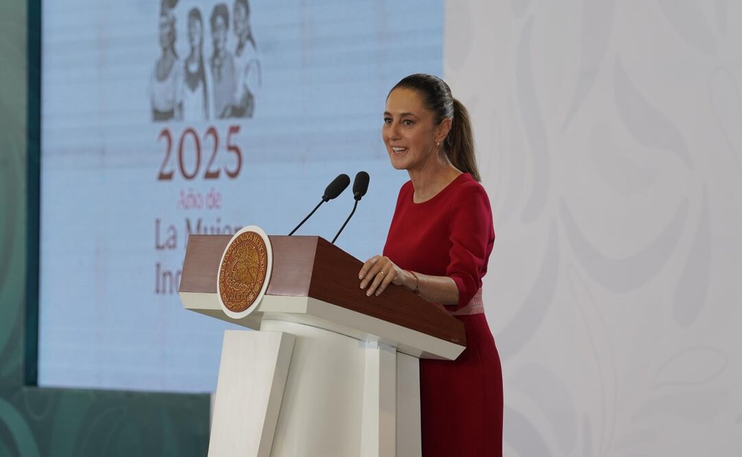 Claudia Sheinbaum en su conferencia matutina en Chetumal, Quintana Roo. Foto: Presidencia
