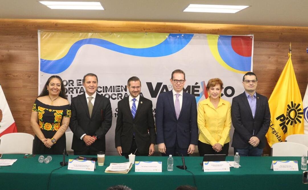 Foro parlamento abierto de Va por México sobre la reforma electoral. Foto: Especial