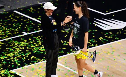 El beso de Megan Rapinoe y Sue Bird que marcó las finales de la WNBA