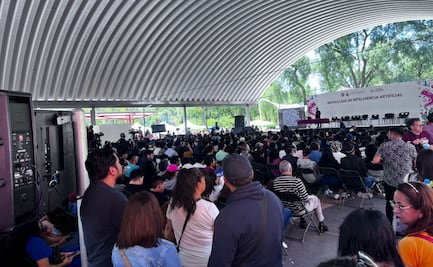 Clara Brugada inaugura la primera Megaclase de Inteligencia Artificial en la Ciudad de México