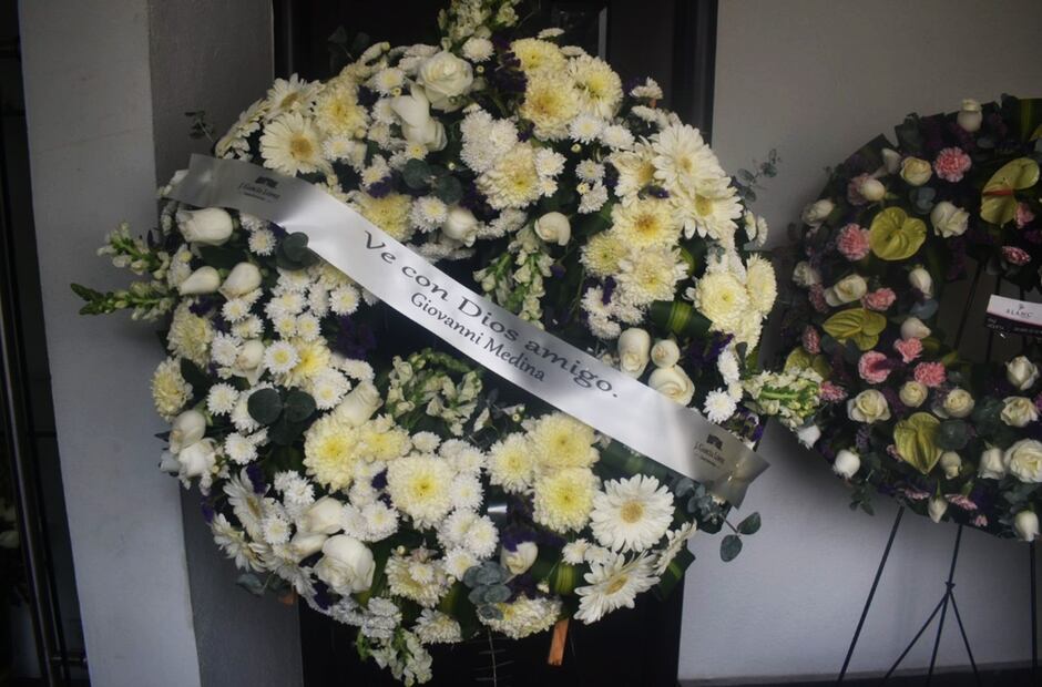 Giovanni Medina, expareja de Ninel Conde, envió flores a Maribel Guardia, tras el fallecimiento de Julián Figueroa.
Foto: EL UNIVERSAL / Armando Pereda Maldonado