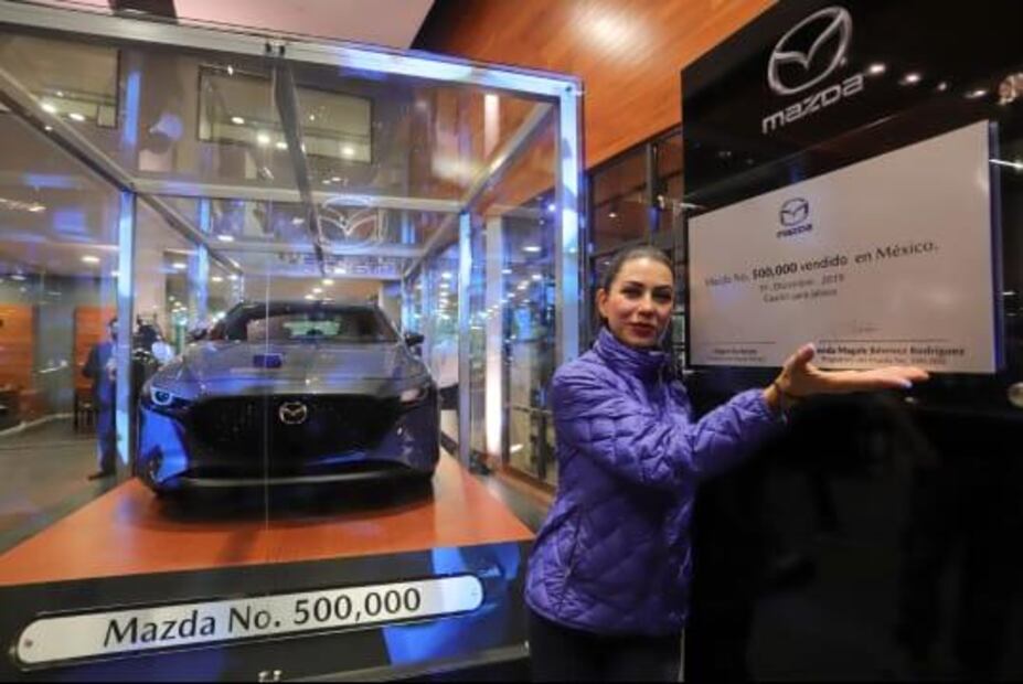 Tras 14 años en México, Mazda vende su auto 500 mil en el país