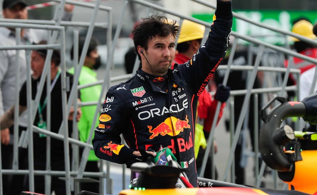 Checo Pérez tras su participación en el Gran Premio de México - FOTO: Diego Simón Sánchez / El Universal