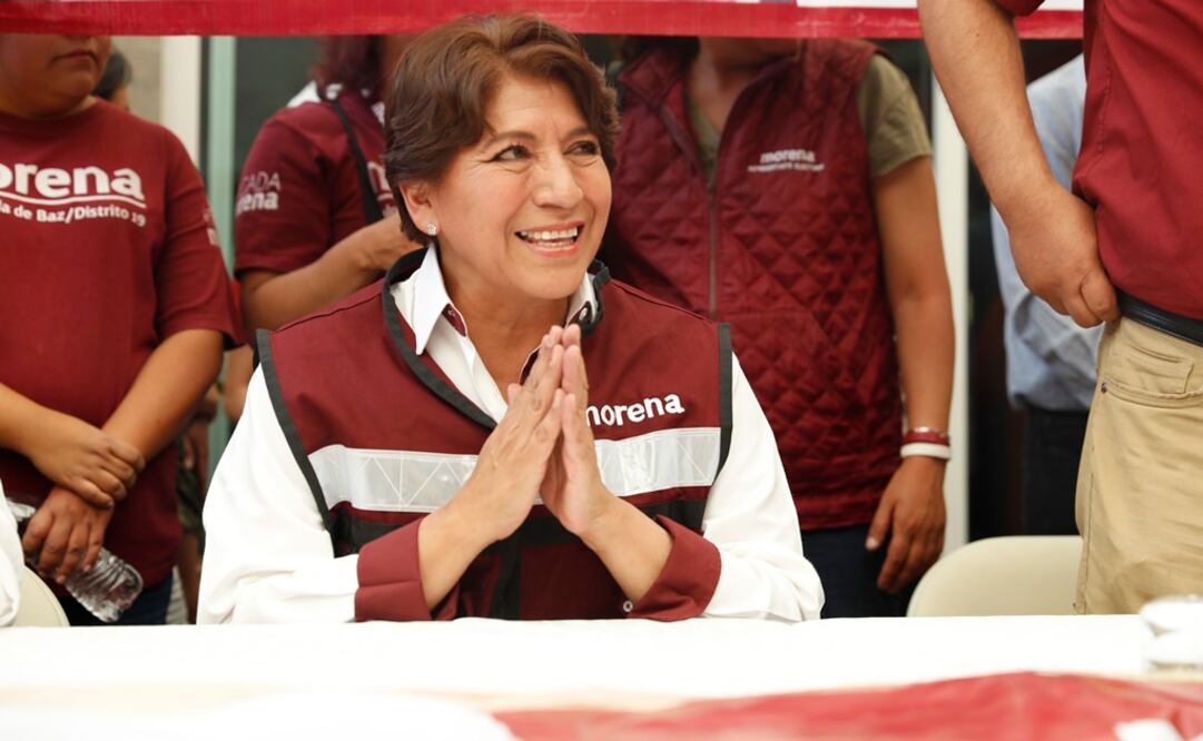 La candidata de Morena al gobierno del Estado de México, Delfina Gómez, en un mitín en Valle Ceylán (FOTO: IRVIN OLIVARES / EL UNIVERSAL)