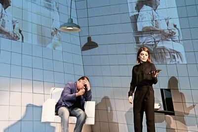 Itatí Cantoral y Jesús Ochoa se analizan en obra