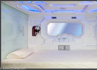 Duerme “encapsulado” en un hotel futurista por 719 pesos