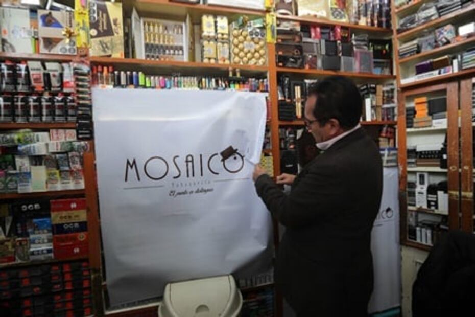 ​​​​​​​Cigarros, puros y tabacos ocultos; así vende negocio en Toluca tras Ley antitabaco 
