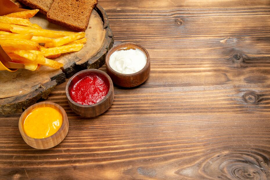 La presión arterial puede verse afectada por condimentos comunes como la salsa de soya. Foto: Freepik