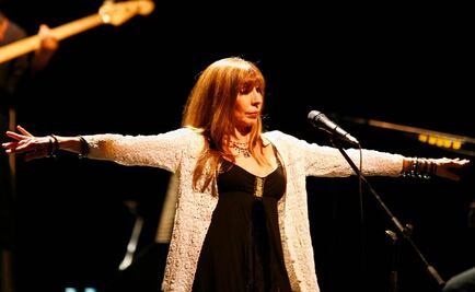 Betsy Pecanins renace como ave fénix