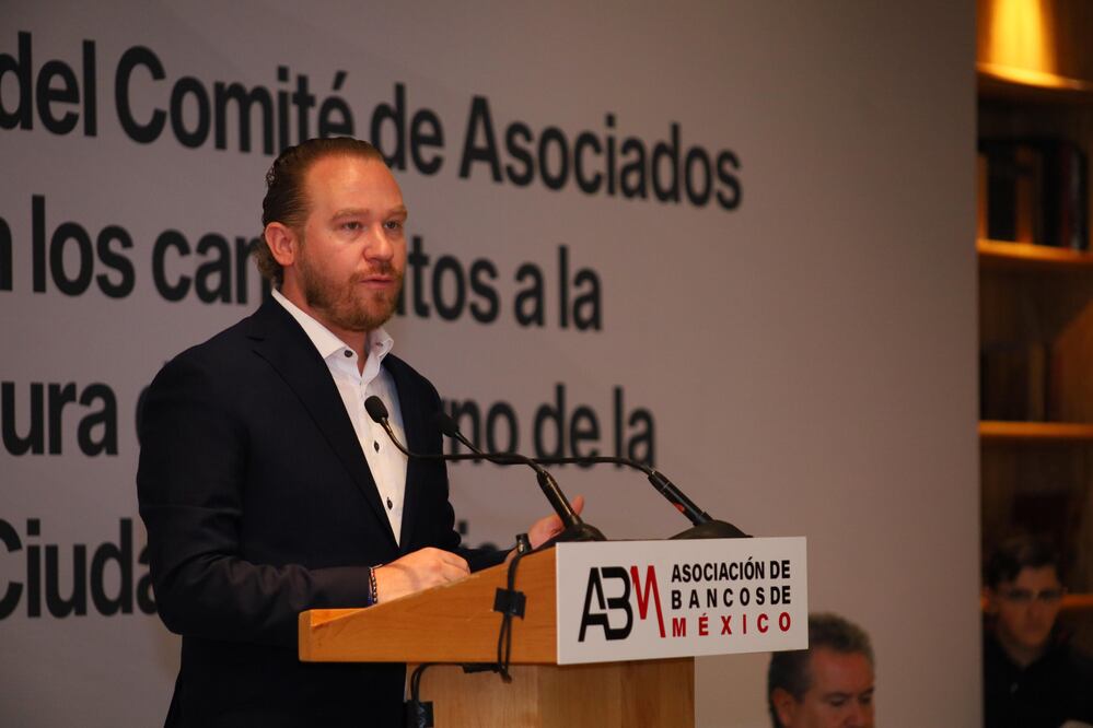 Santiago Taboada propone reactivar la promoción turística y generar incentivos para atraer inversión a la CDMX. (FOTO: especial)