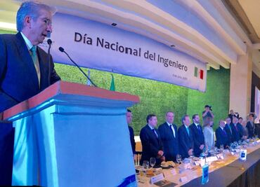 Próxima administración decidirá futuro del NAIM: Ruiz Esparza