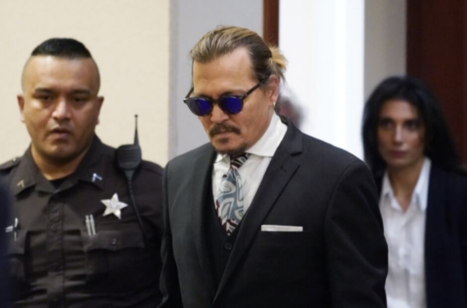 Exmédico de Johnny Depp habla de las adicciones del actor 