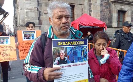 Familiares de Carlos Aranda, mexicano desaparecido en Canadá, se manifiestan en Palacio Nacional 